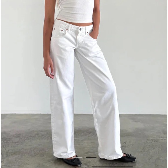 Motel Rocks Low Rise Parallel Jeans in True White - Picture 1 of 3